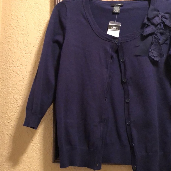 NWT Rue21 Navy Blue Crop Cardigan. Beautiful Bow design with lace/sheer fabric - Picture 13 of 15